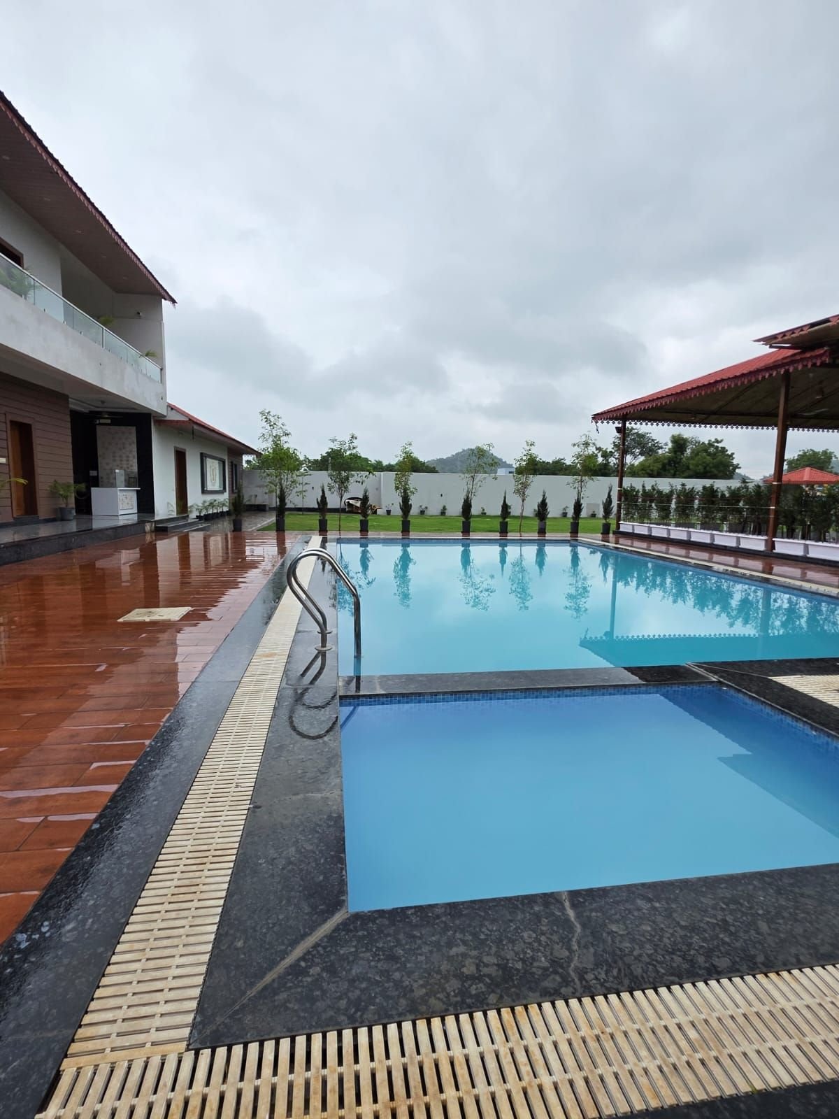 Separate kids' pool at The Ambay Villa Udaipur